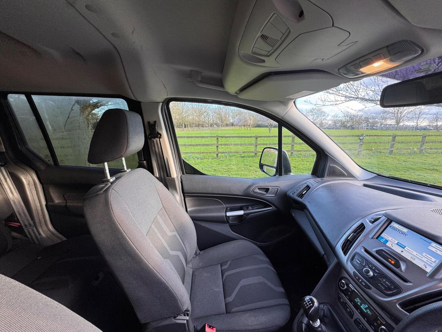 Used Ford Tourneo Connect 2017 for sale - 77822398: Photo 13