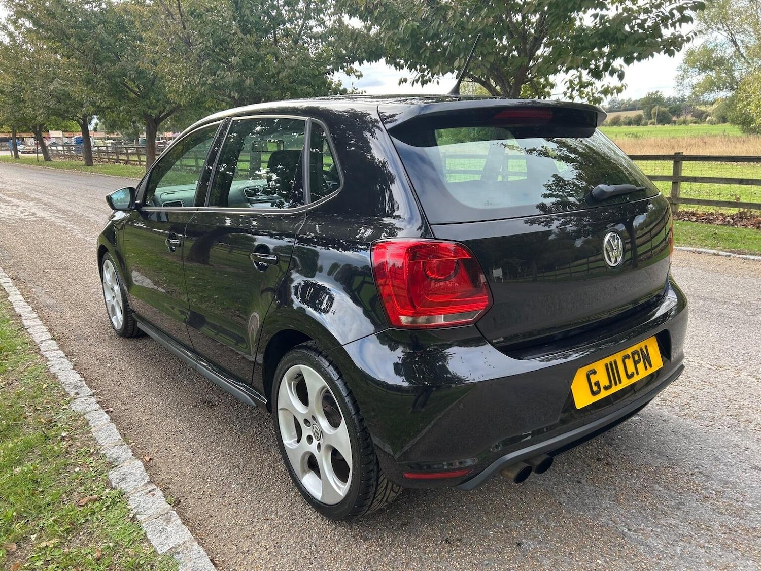 Used Volkswagen Polo 2011 for sale - 77445701: Photo 12