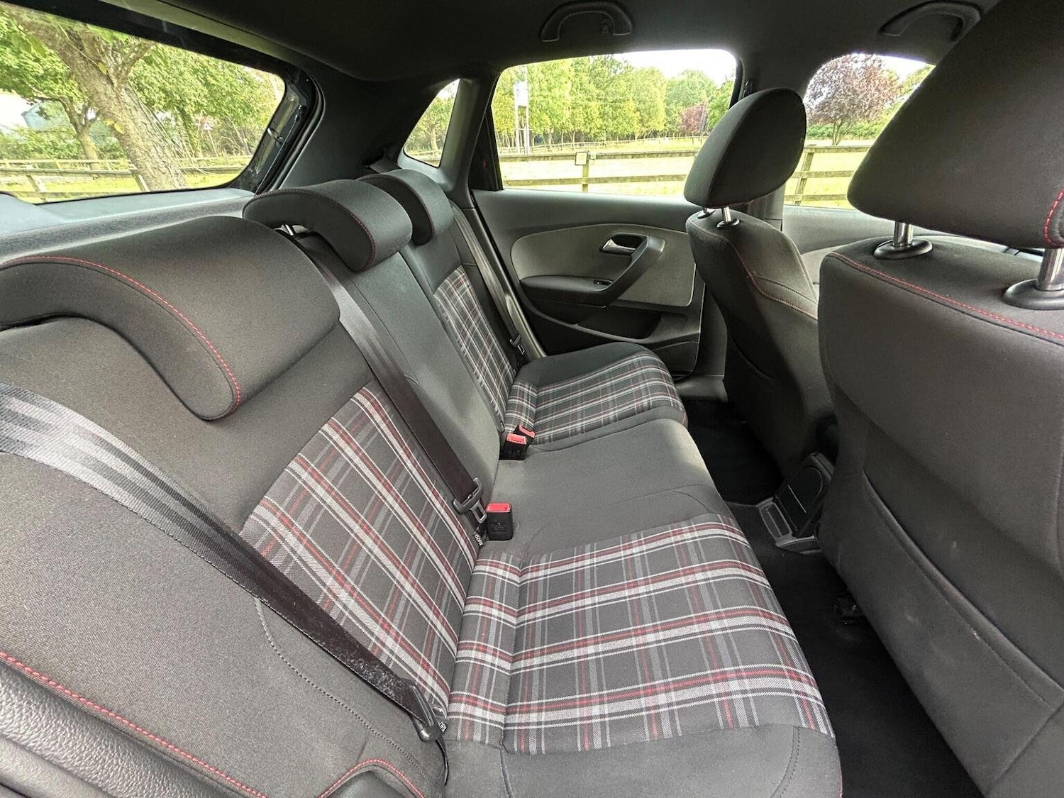 Used Volkswagen Polo 2011 for sale - 77445701: Photo 21