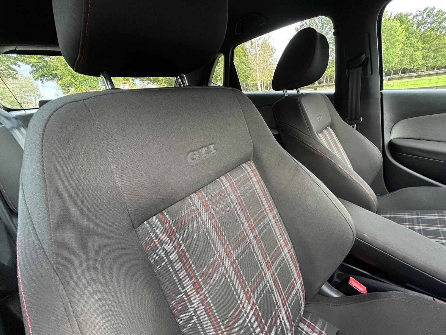 Used Volkswagen Polo 2011 for sale - 77445701: Photo 24