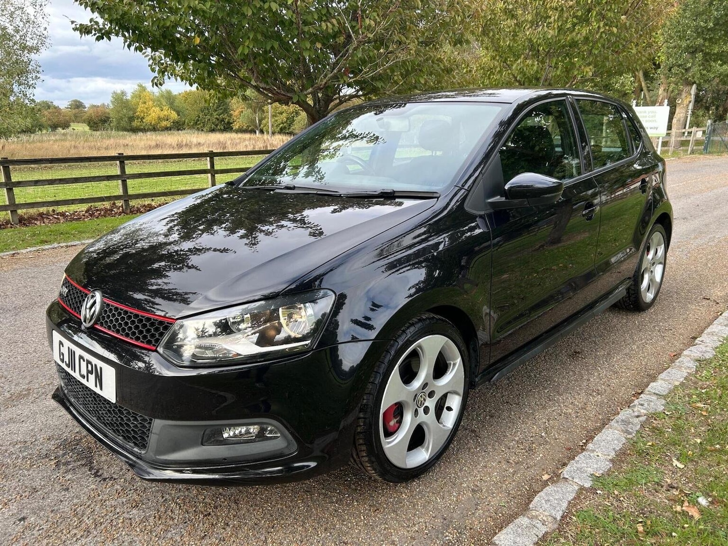 Used Volkswagen Polo 2011 for sale - 77445701: Photo 8