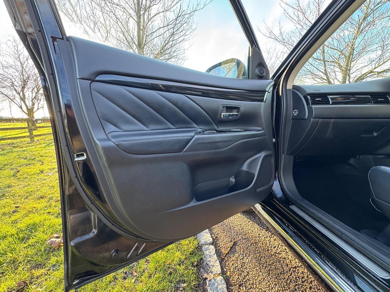 Used Mitsubishi Outlander 2015 for sale - 77445684: Photo 26