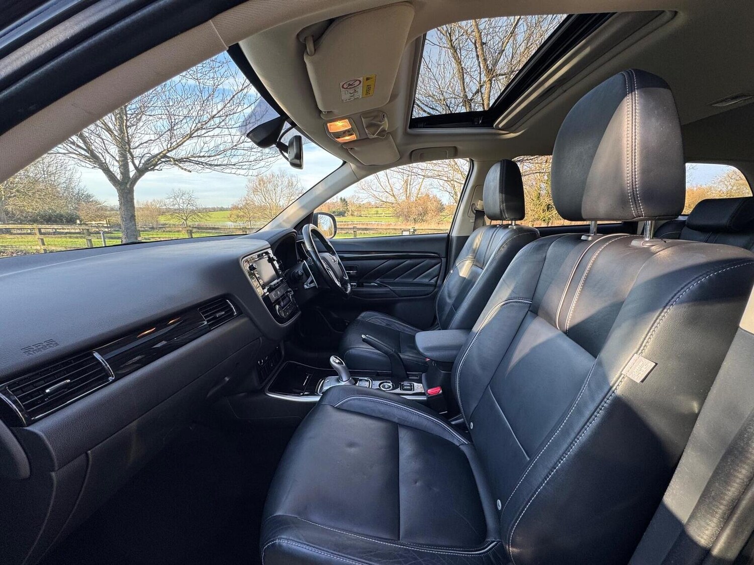 Used Mitsubishi Outlander 2015 for sale - 77445684: Photo 31