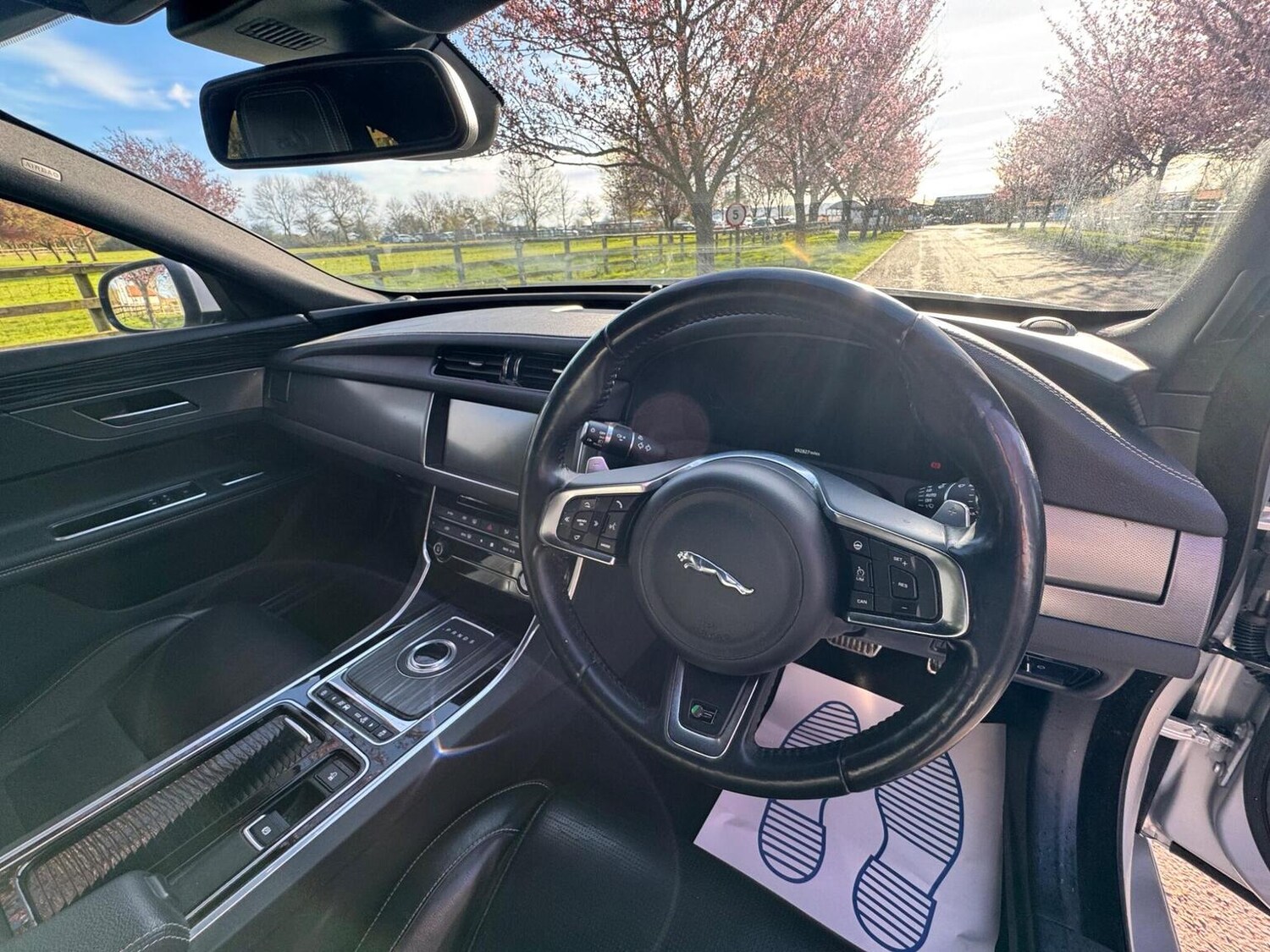 Used Jaguar XF 2019 for sale - 78149663: Photo 17