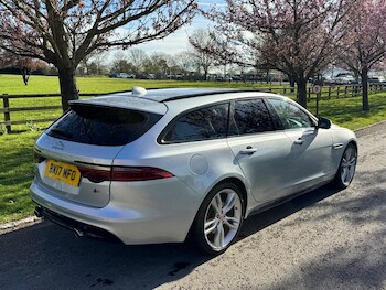 Used Jaguar XF 2017 for sale - 78149663: Photo