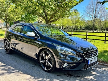 Used Volvo V40 2014 for sale - 78383266: Photo