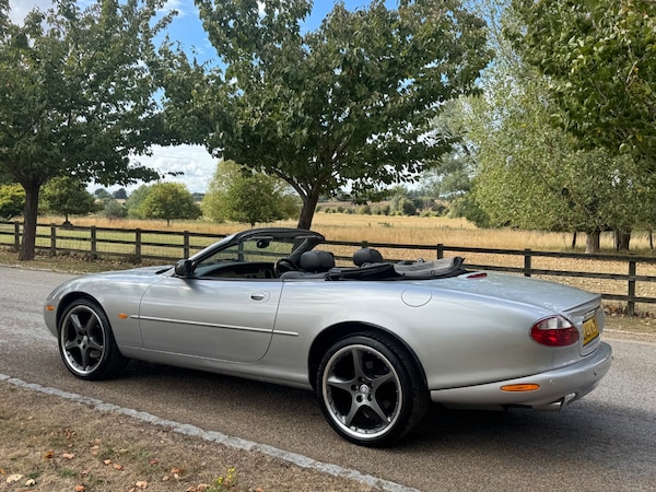Used Jaguar XK8 2002 for sale - 75714339: Photo 16