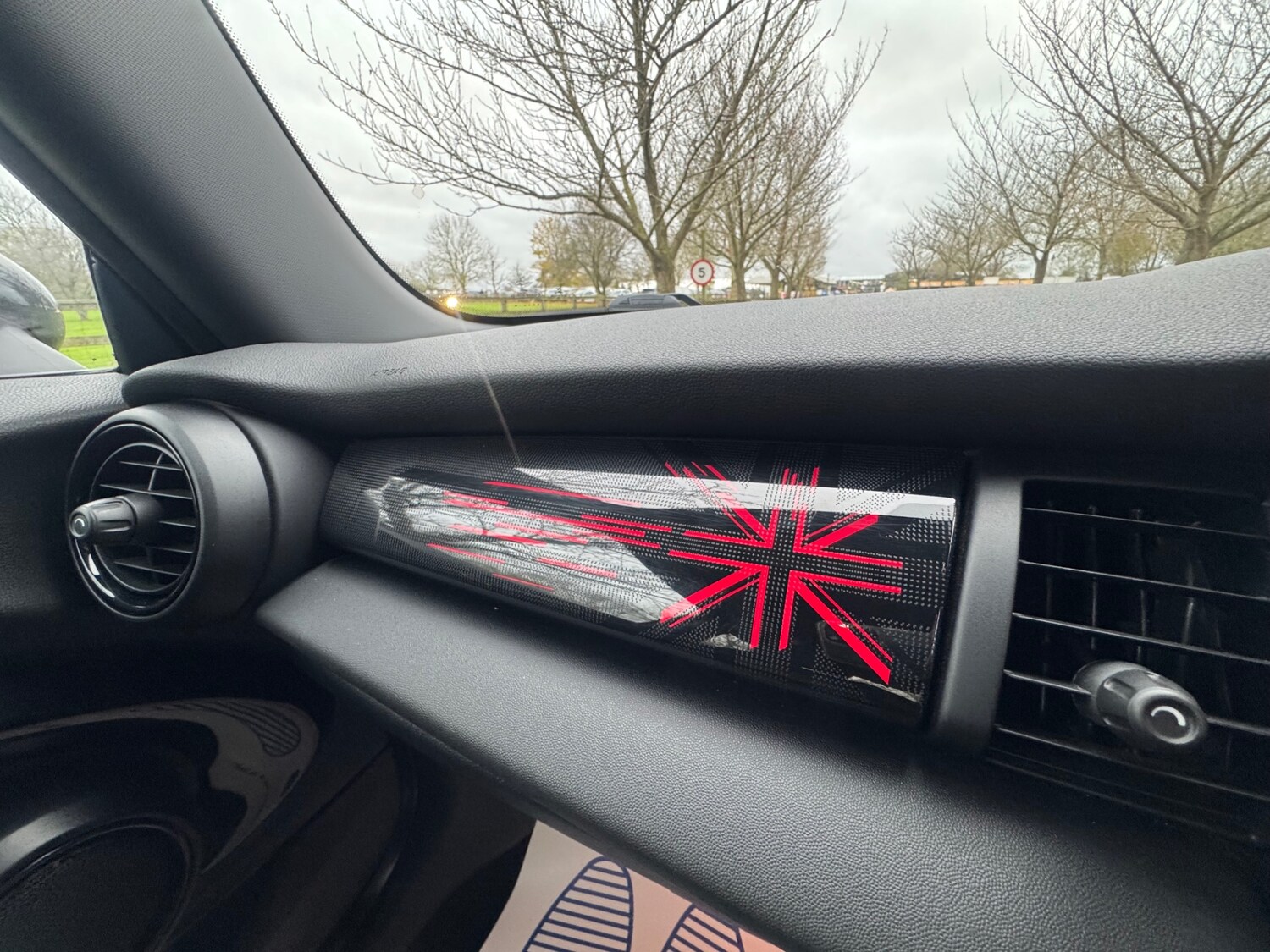 Used MINI Hatch 2018 for sale - 76576169: Photo 40