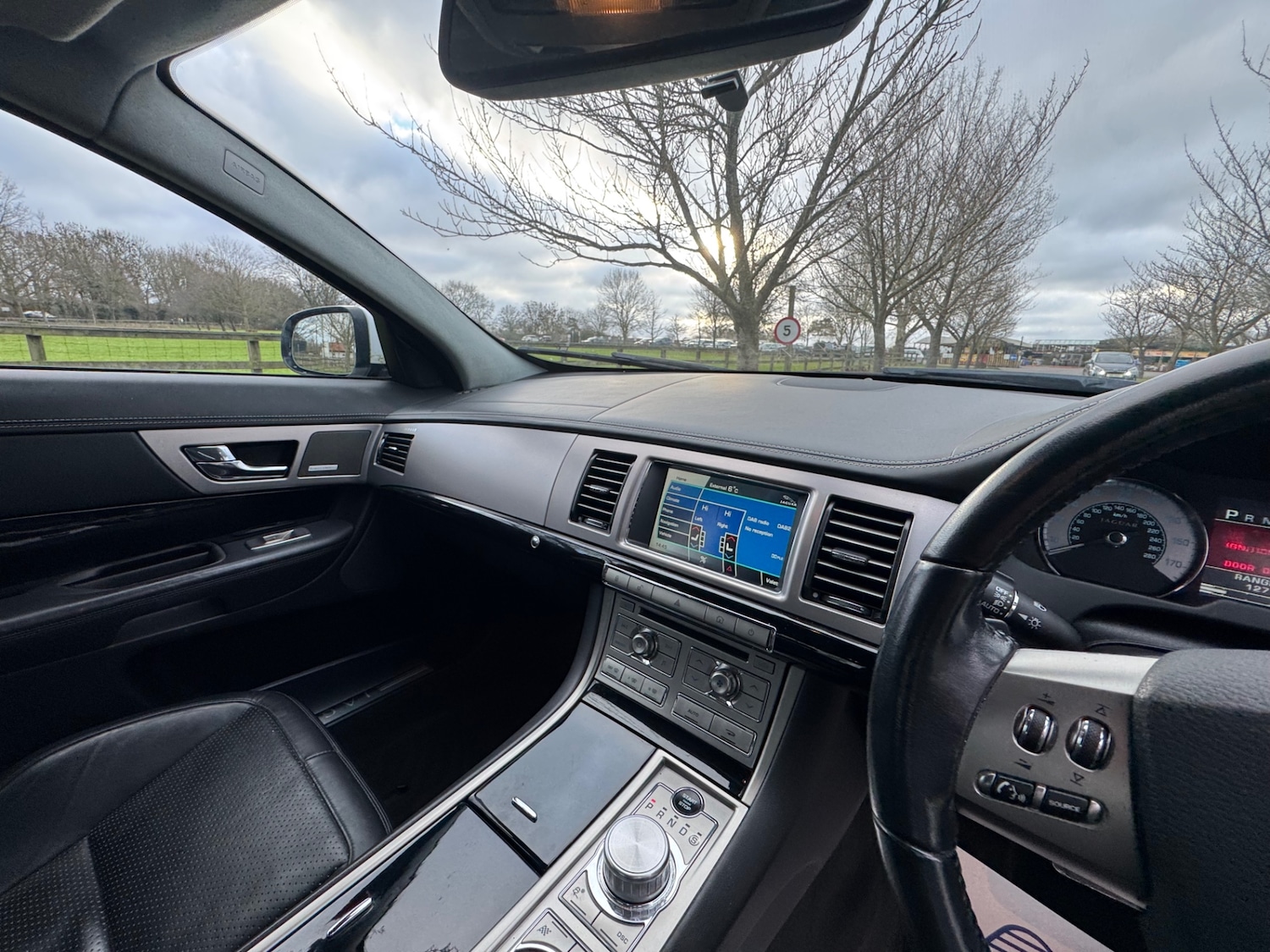 Used Jaguar XF 2011 for sale - 77166180: Photo 10