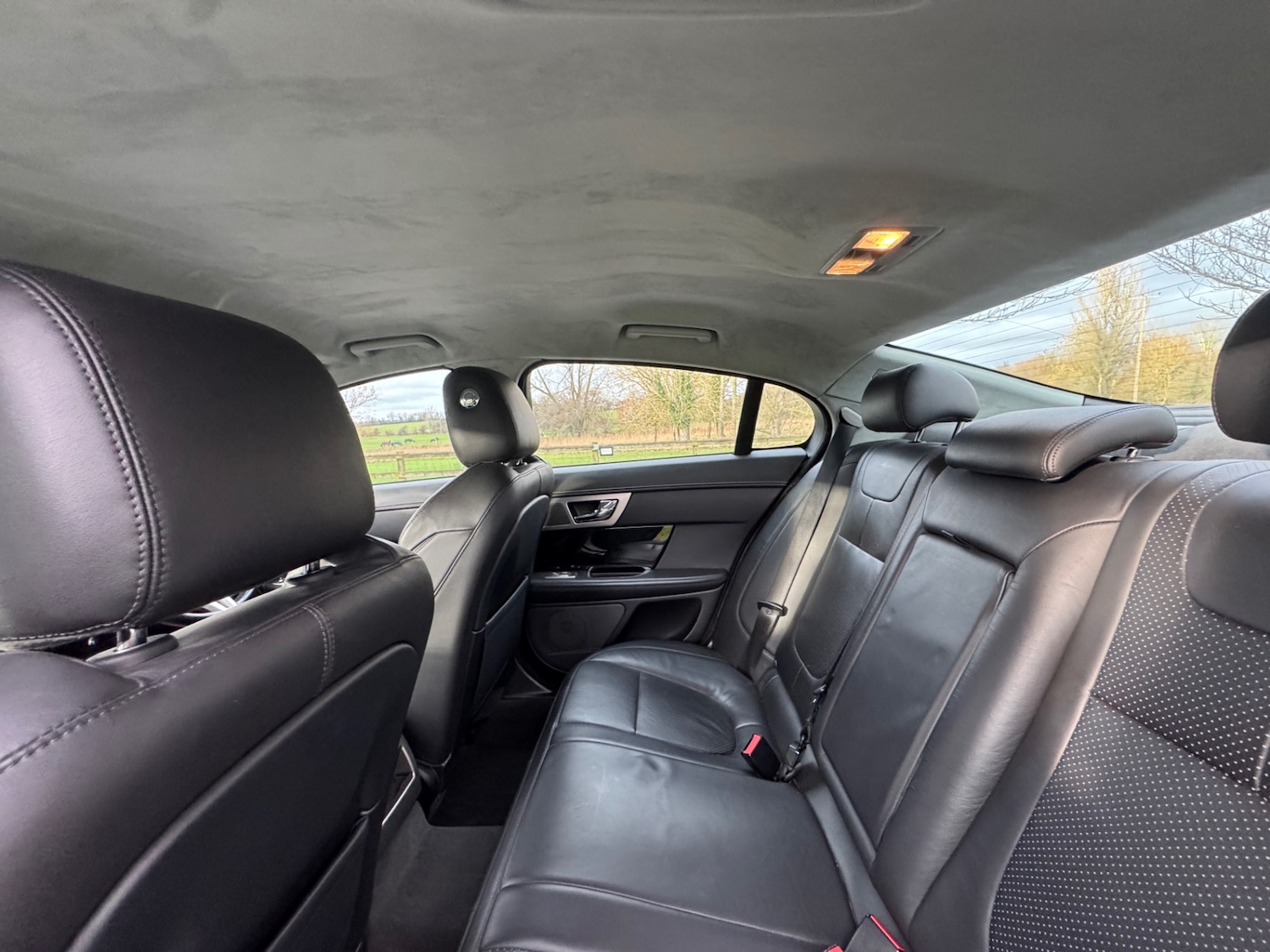 Used Jaguar XF 2011 for sale - 77166180: Photo 19