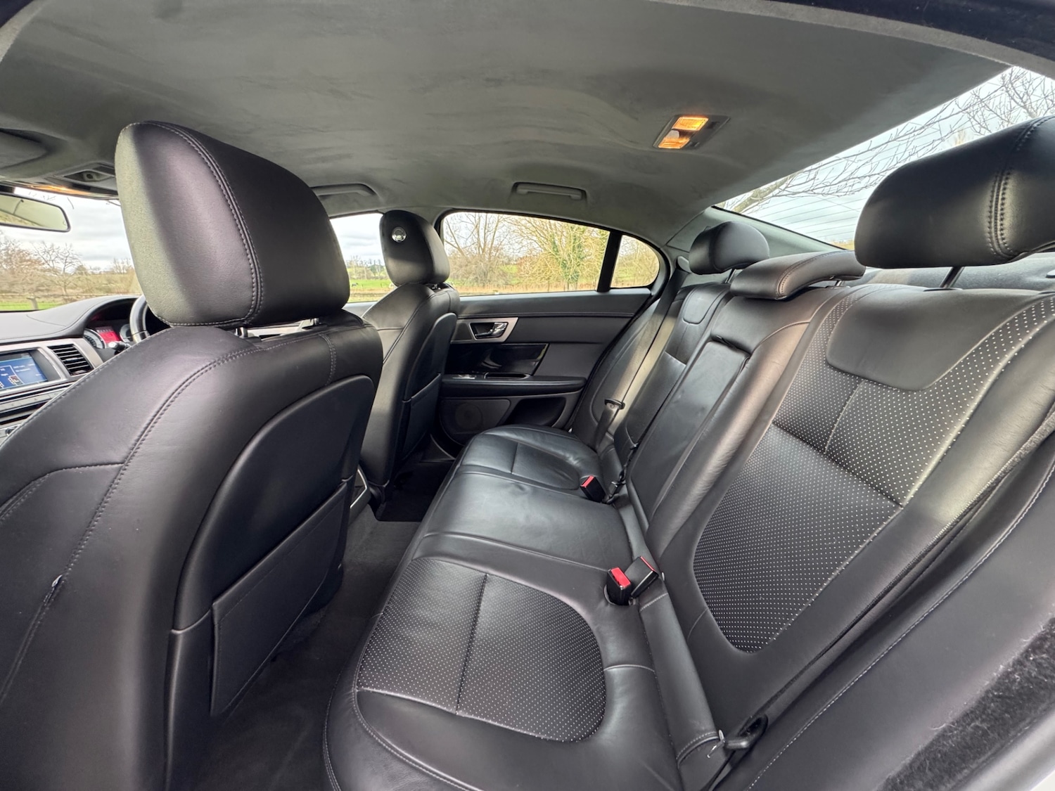 Used Jaguar XF 2011 for sale - 77166180: Photo 20