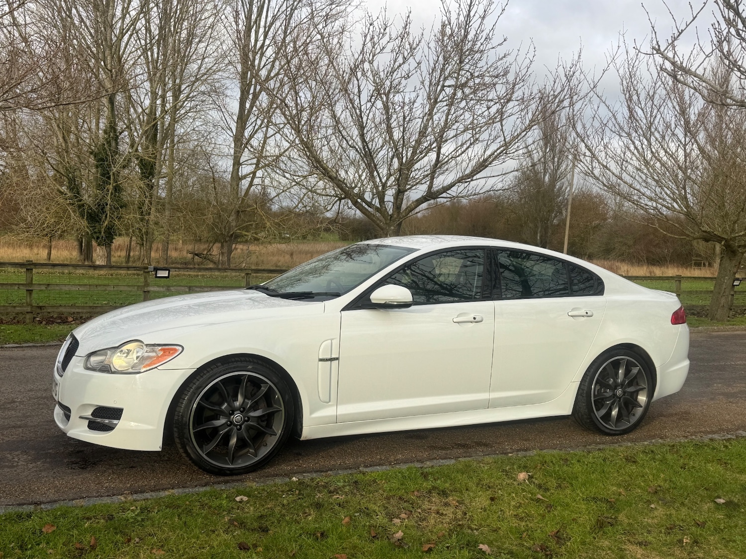 Used Jaguar XF 2011 for sale - 77166180: Photo 27