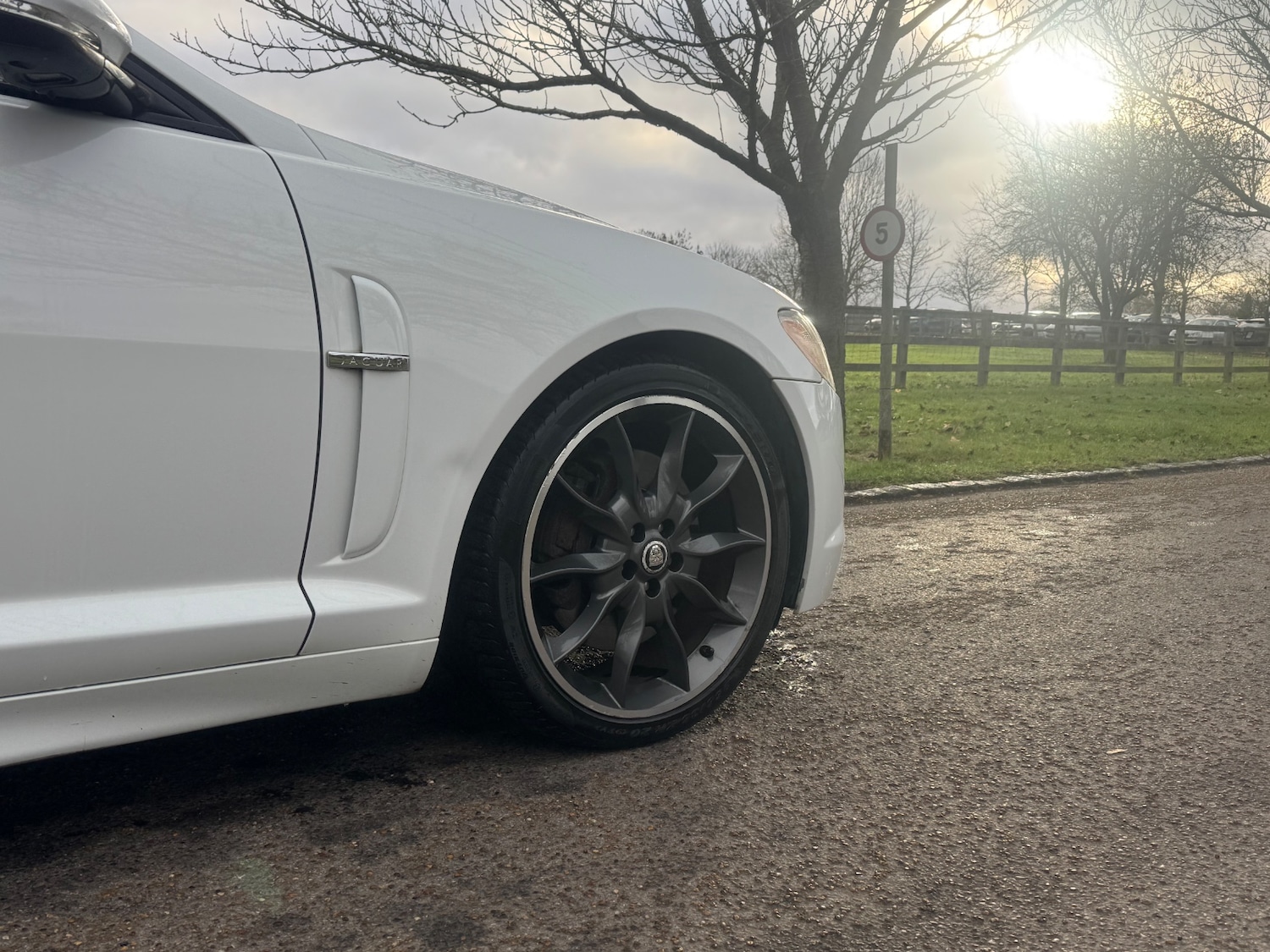 Used Jaguar XF 2011 for sale - 77166180: Photo 5