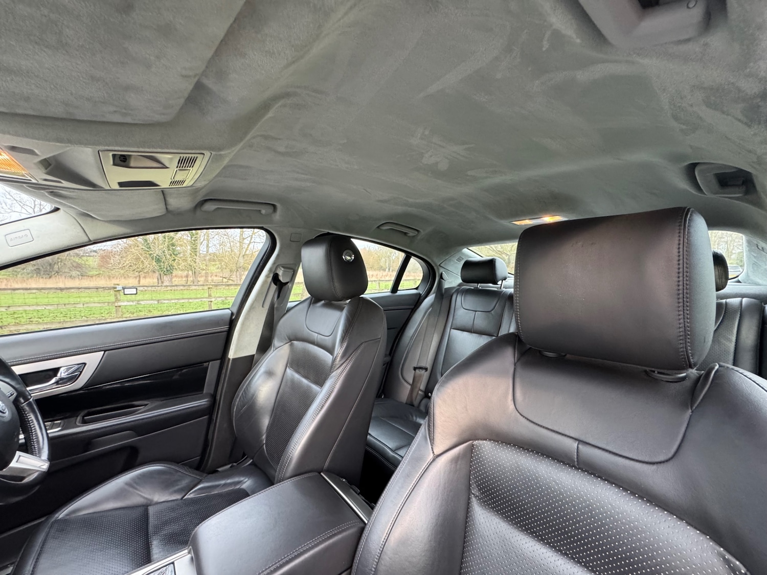 Used Jaguar XF 2011 for sale - 77166180: Photo 9