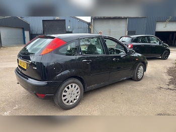 Used Ford Focus 2003 for sale - 78604866: Photo