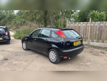 Used Ford Focus 2003 for sale - 78604866: Photo