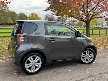 Used Toyota IQ 2009 for sale - 76413904: Photo