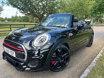 Used MINI Convertible 2016 for sale - 79429690: Photo