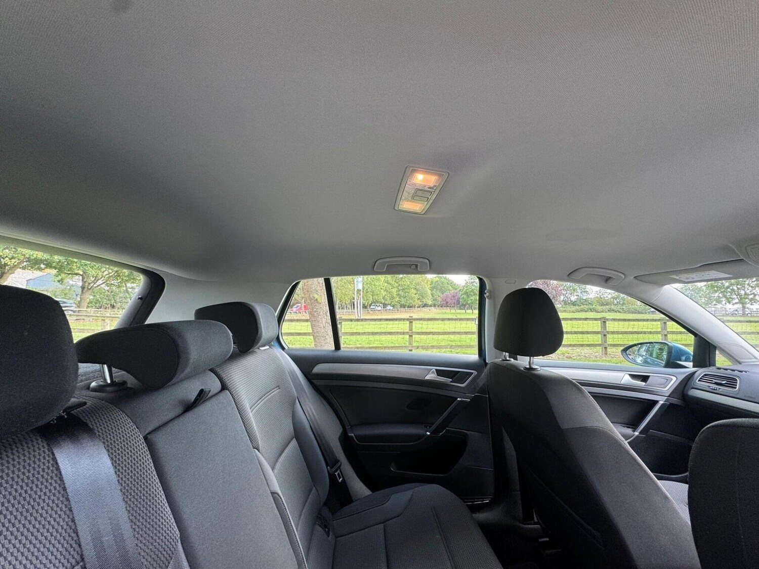 Used Volkswagen Golf 2016 for sale - 77445663: Photo 21