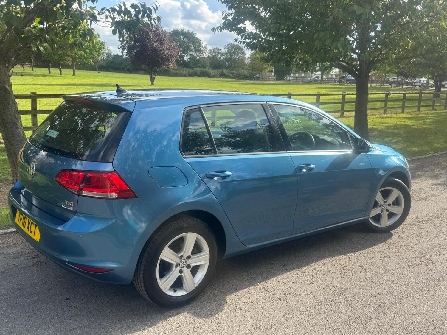 Used Volkswagen Golf 2016 for sale - 77445663: Photo 6