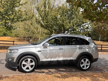 Used Chevrolet Captiva 2011 for sale - 79608665: Photo