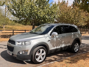 Used Chevrolet Captiva 2011 for sale - 79608665: Photo