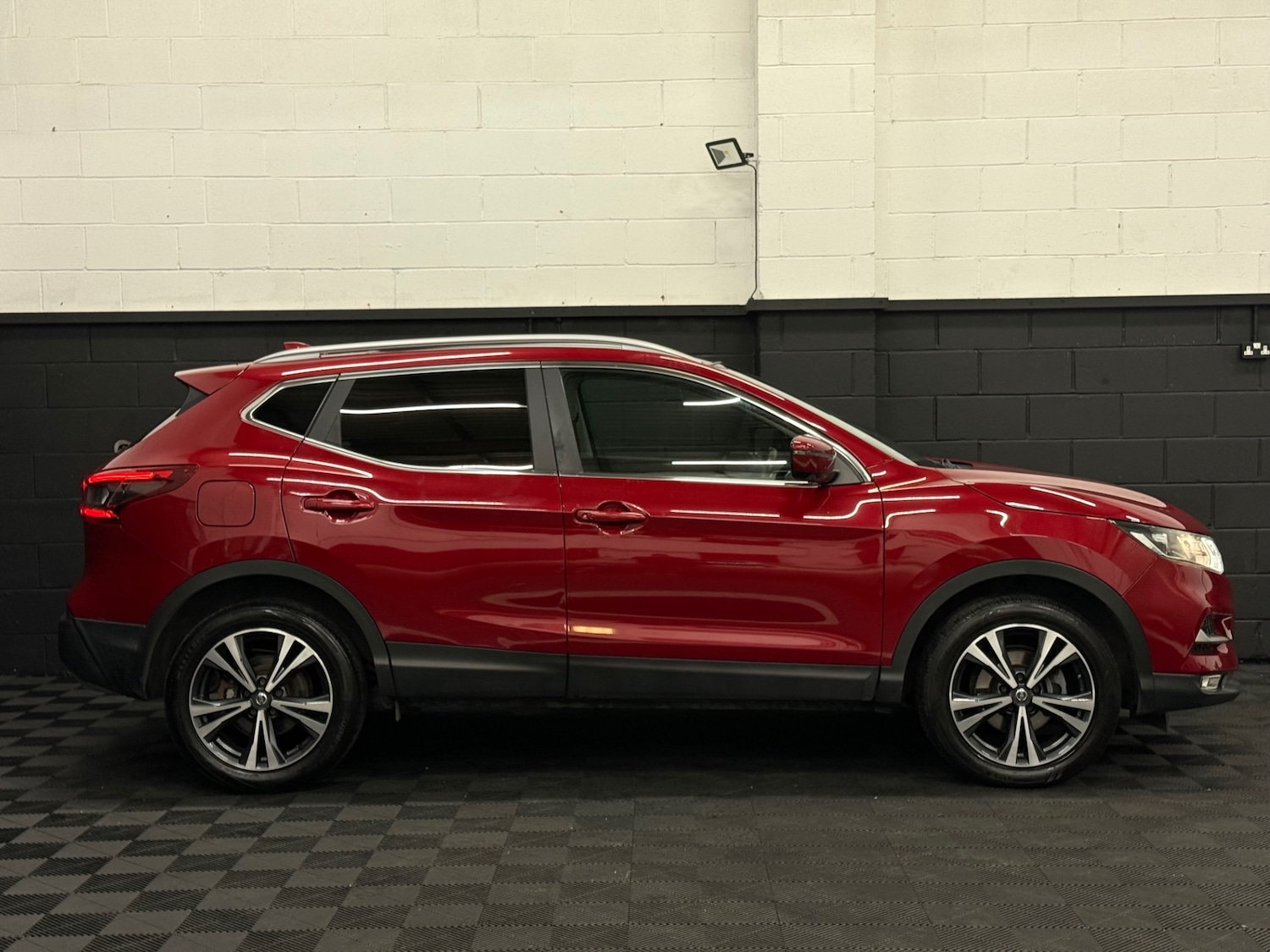 Used Nissan Qashqai 2017 for sale - 77844656: Photo 3