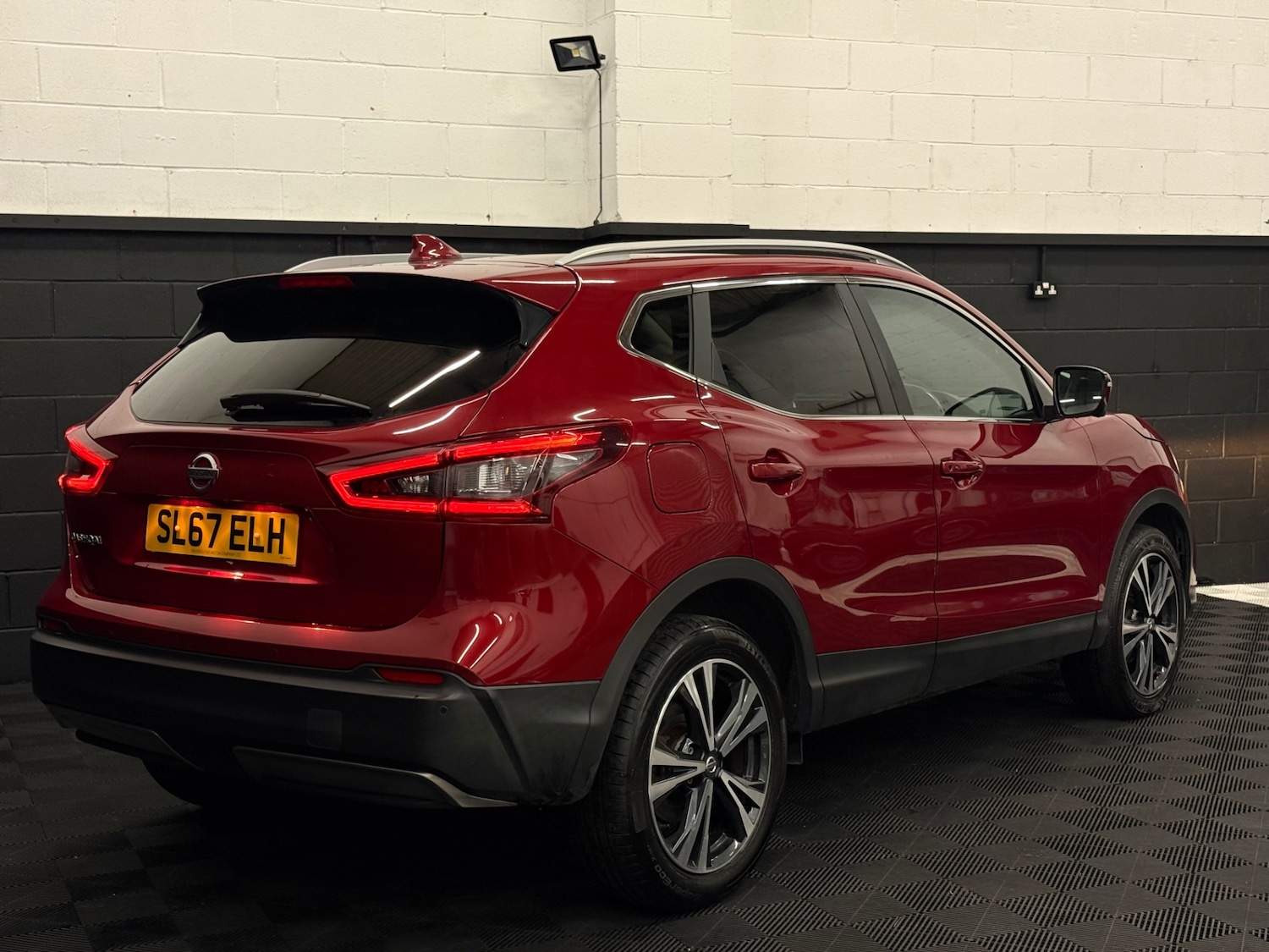 Used Nissan Qashqai 2017 for sale - 77844656: Photo 5