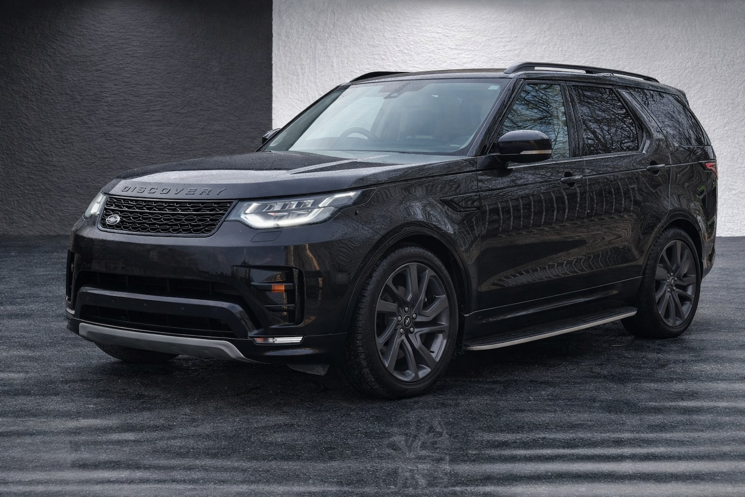 Used Land Rover Discovery 2017 for sale - 77977324: Photo 5