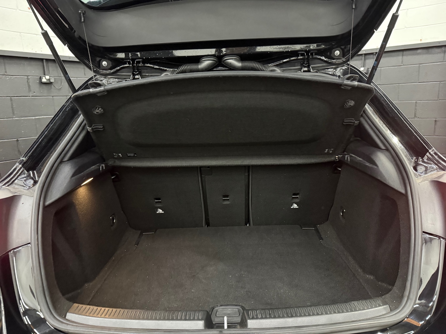 Used Mercedes-Benz A-Class 2018 for sale - 77137763: Photo 18