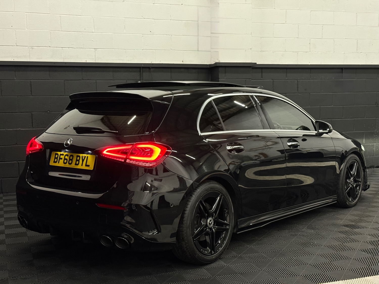 Used Mercedes-Benz A-Class 2018 for sale - 77137763: Photo 3