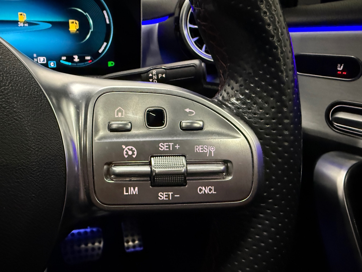 Used Mercedes-Benz A-Class 2018 for sale - 77137763: Photo 38