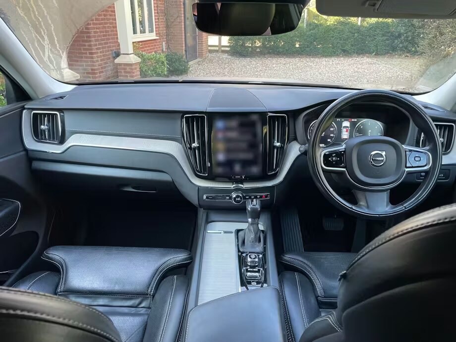 Used Volvo XC60 2018 for sale - 77980809: Photo 7