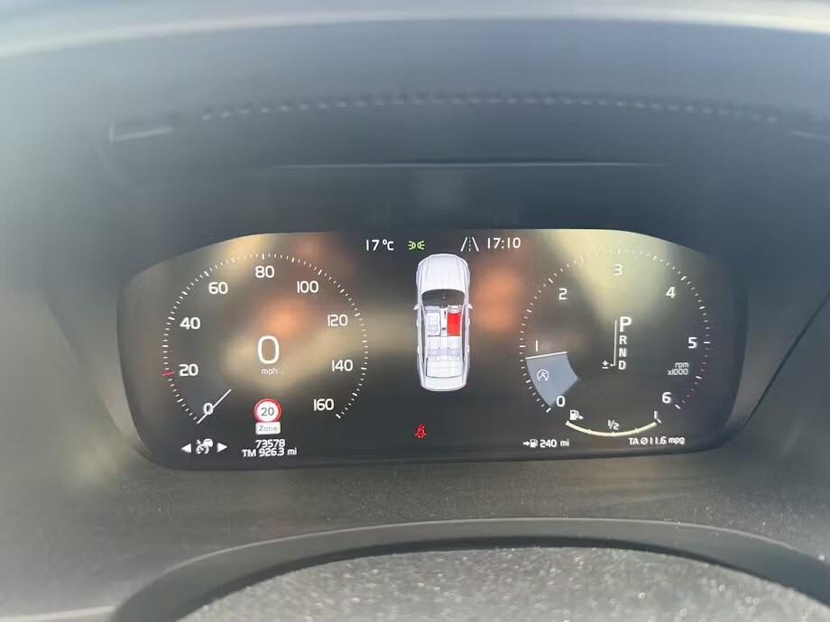 Used Volvo S90 2018 for sale - 78131759: Photo 10