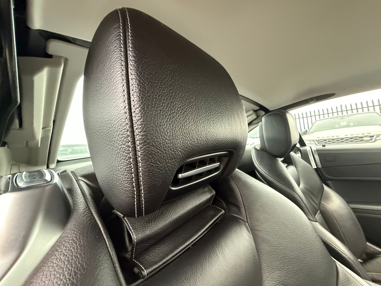 Used Mercedes-Benz SL 2014 for sale - 76722856: Photo 18