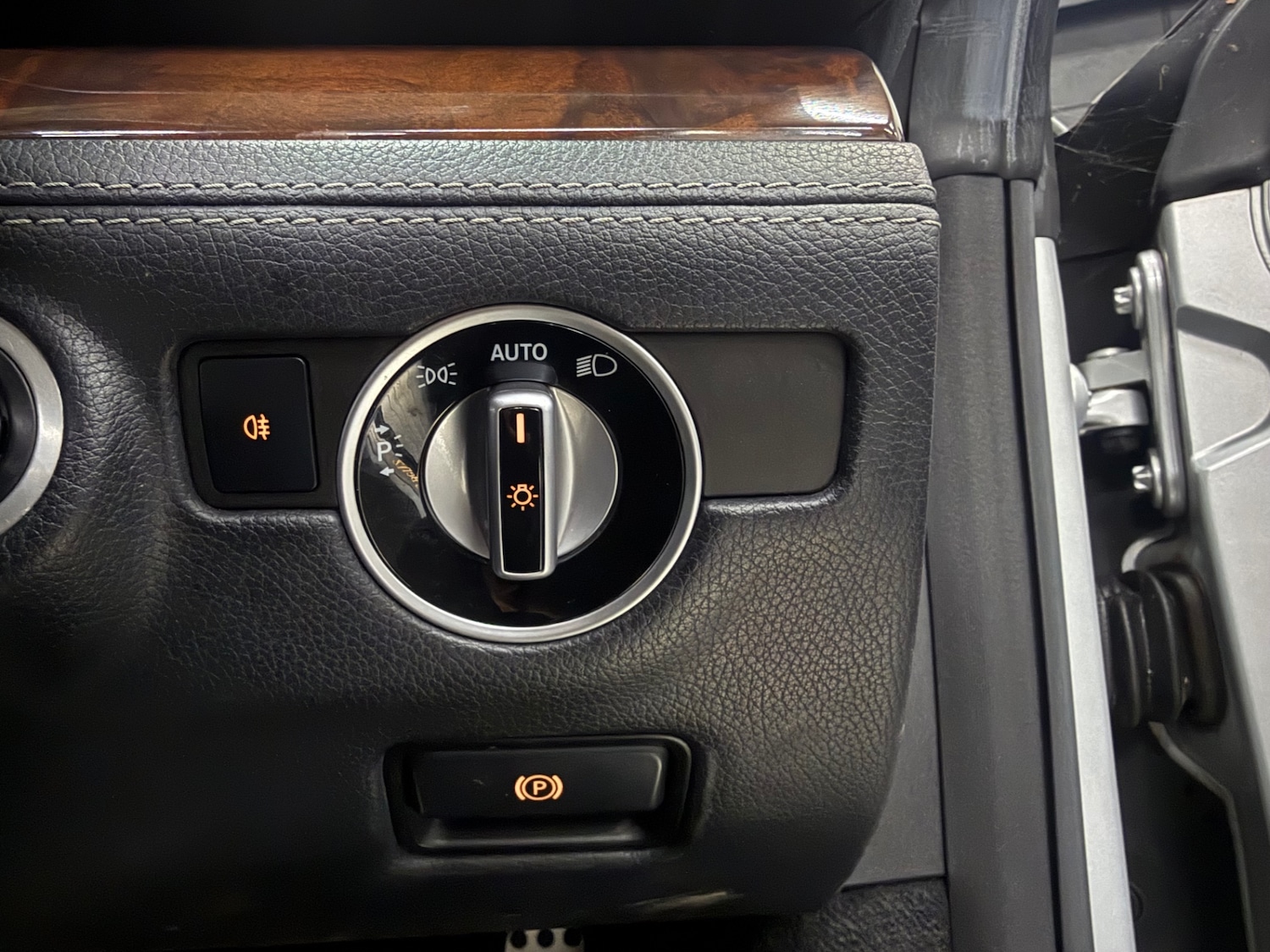 Used Mercedes-Benz SL 2014 for sale - 76722856: Photo 42