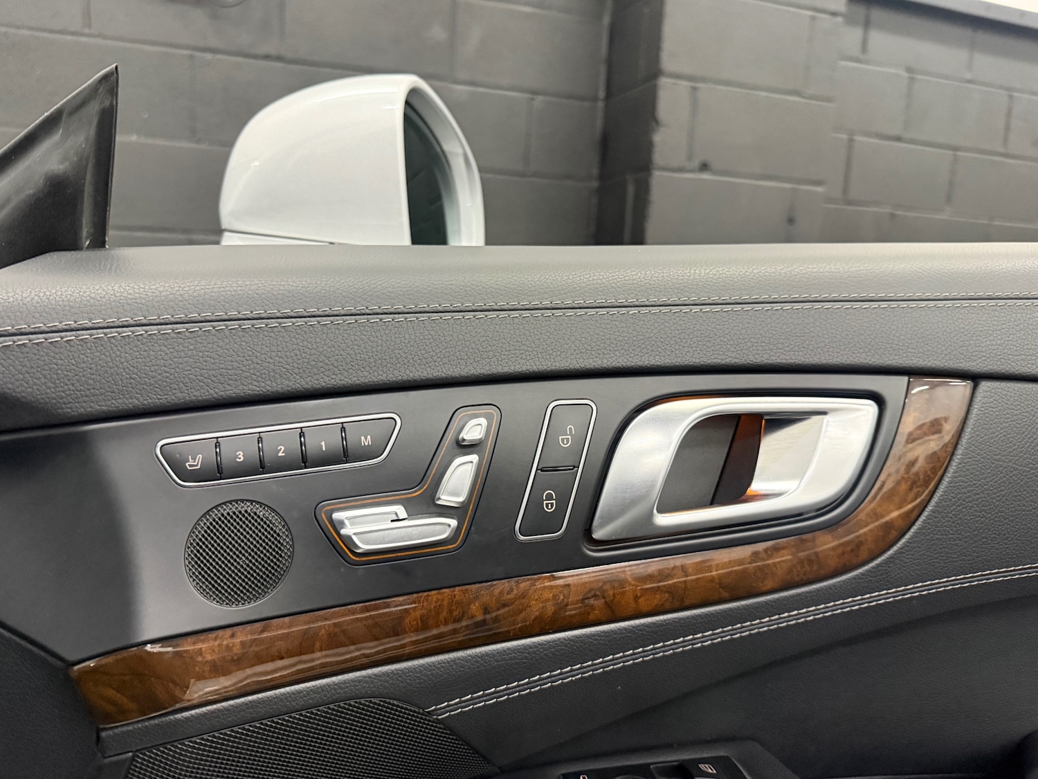 Used Mercedes-Benz SL 2014 for sale - 76722856: Photo 43