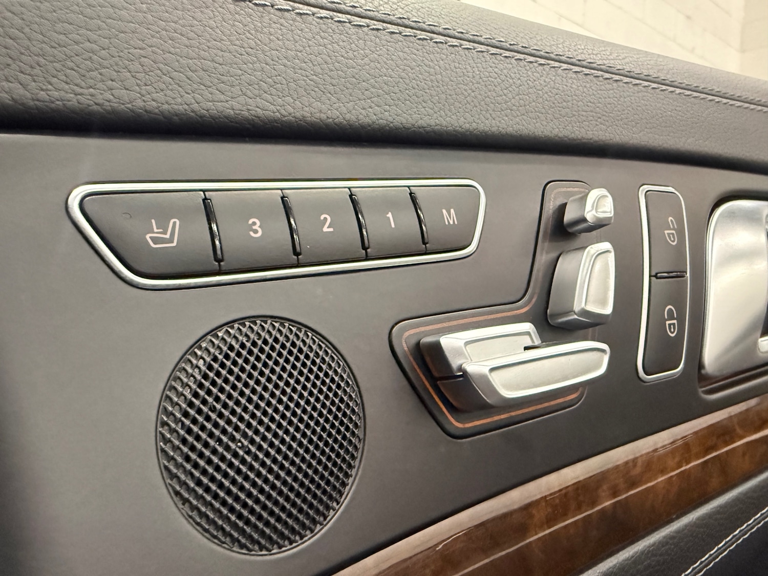 Used Mercedes-Benz SL 2014 for sale - 76722856: Photo 44