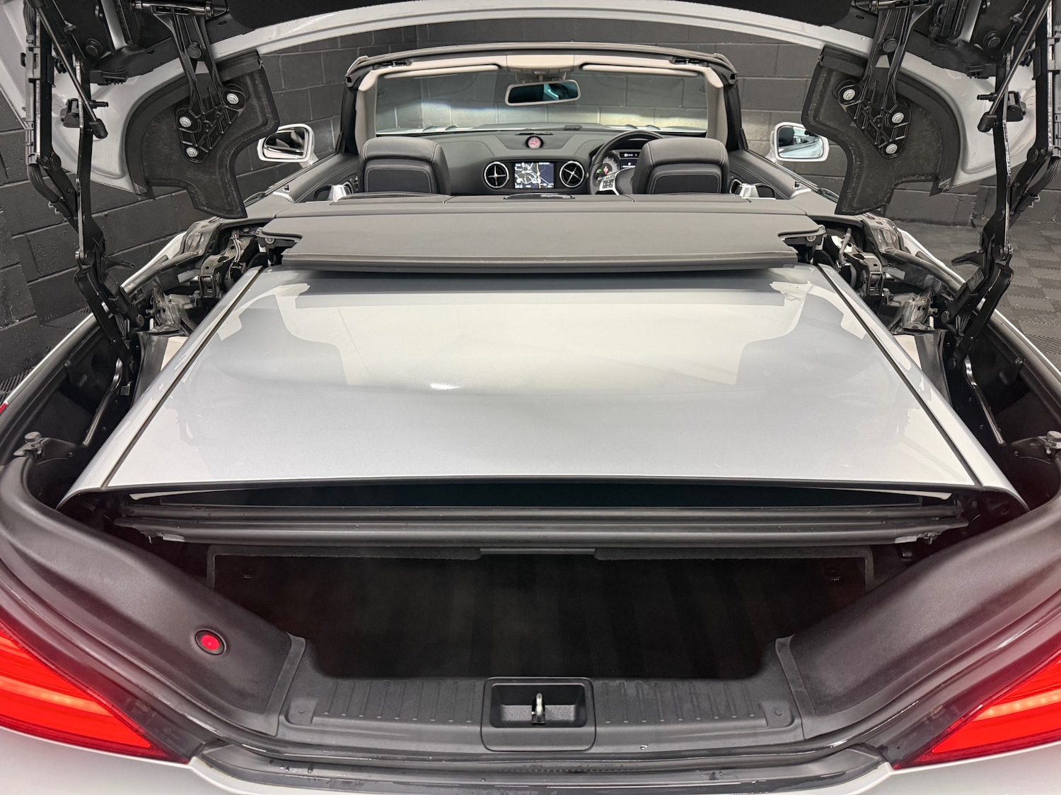 Used Mercedes-Benz SL 2014 for sale - 76722856: Photo 50