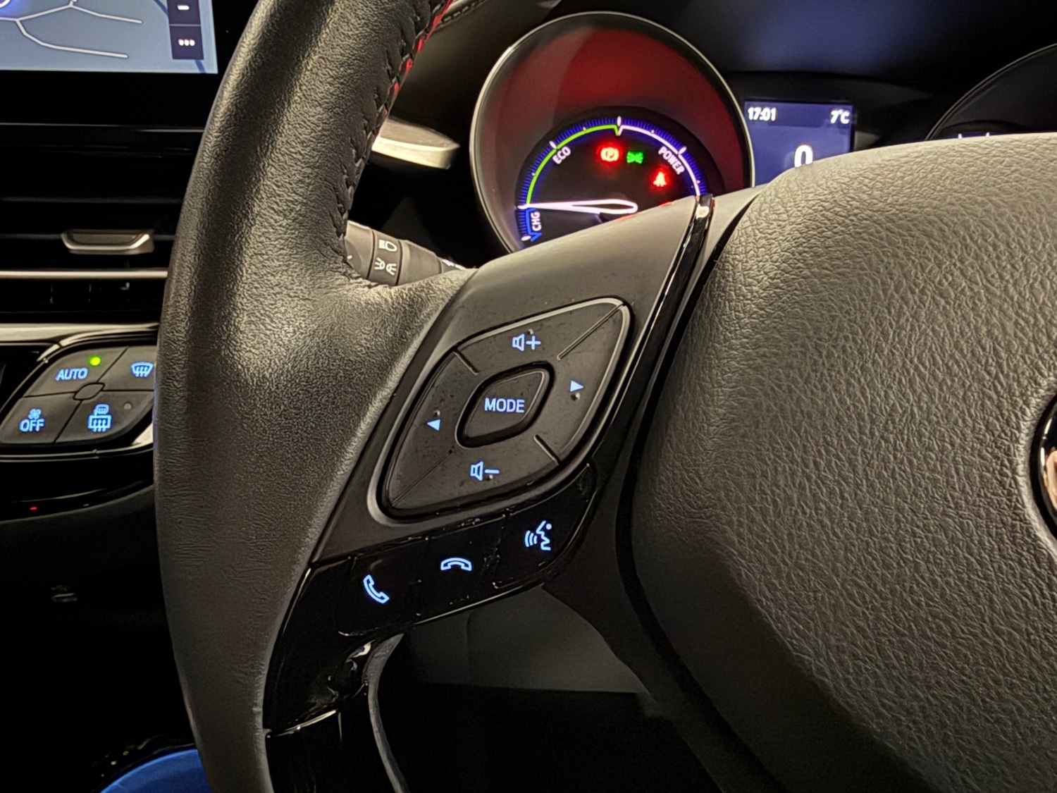 Used Toyota C-HR 2023 for sale - 77207713: Photo 30