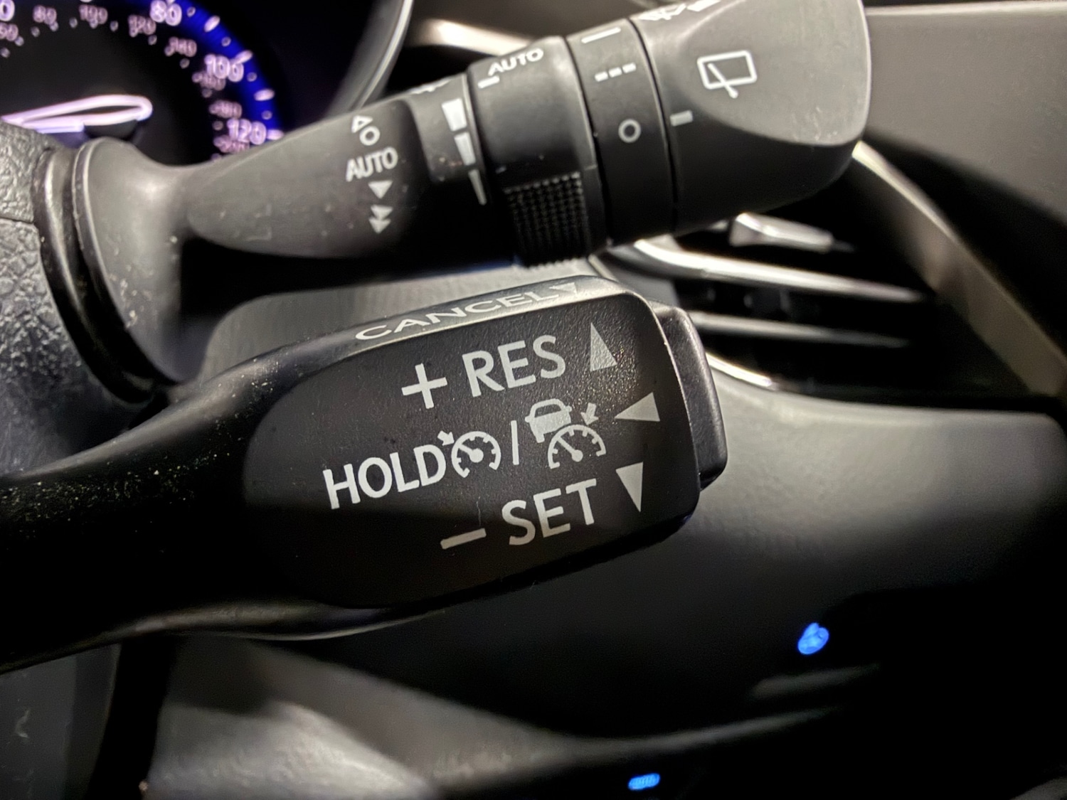 Used Toyota C-HR 2023 for sale - 77207713: Photo 35