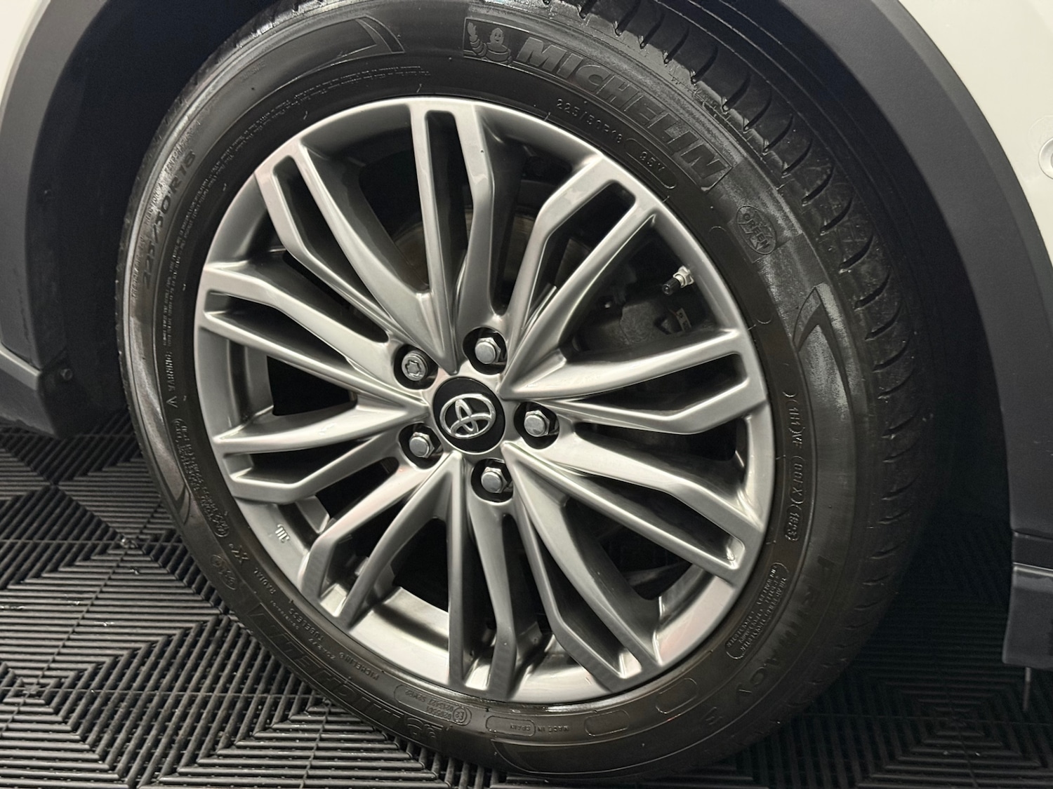 Used Toyota C-HR 2023 for sale - 77207713: Photo 47