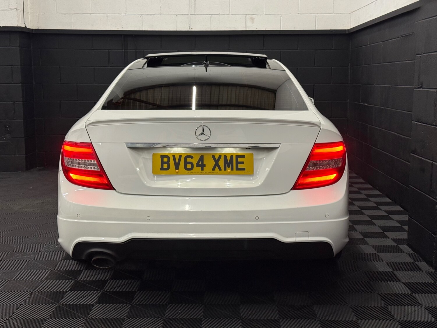 Used Mercedes-Benz C Class 2014 for sale - 77450810: Photo 4