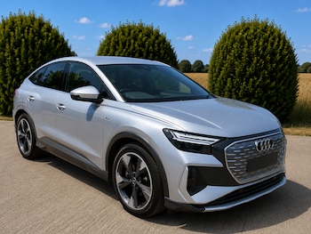 Used Audi Q4 e-tron 2022 for sale - 79393737: Photo