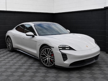 Used Porsche Taycan 2022 for sale - 79030023: Photo