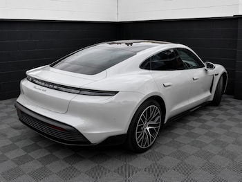 Used Porsche Taycan 2022 for sale - 79030023: Photo