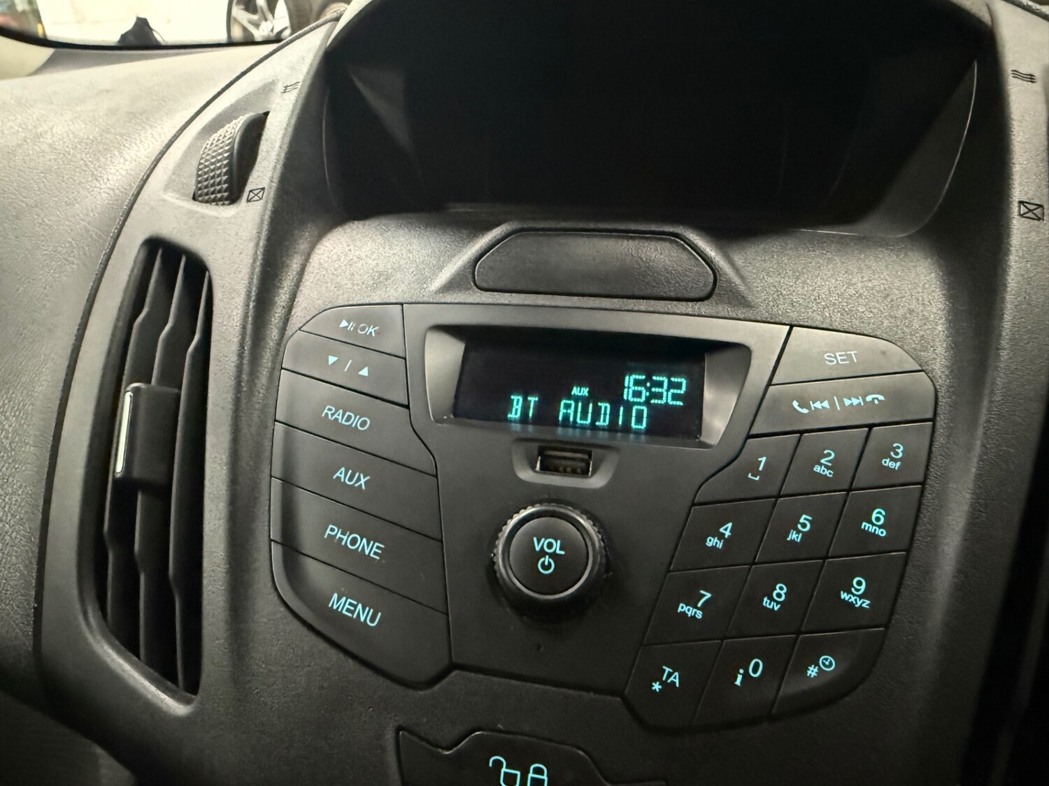 Used Ford Transit Connect 2018 for sale - 77418539: Photo 18