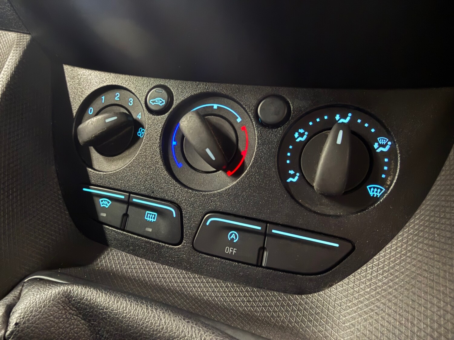 Used Ford Transit Connect 2018 for sale - 77418539: Photo 21