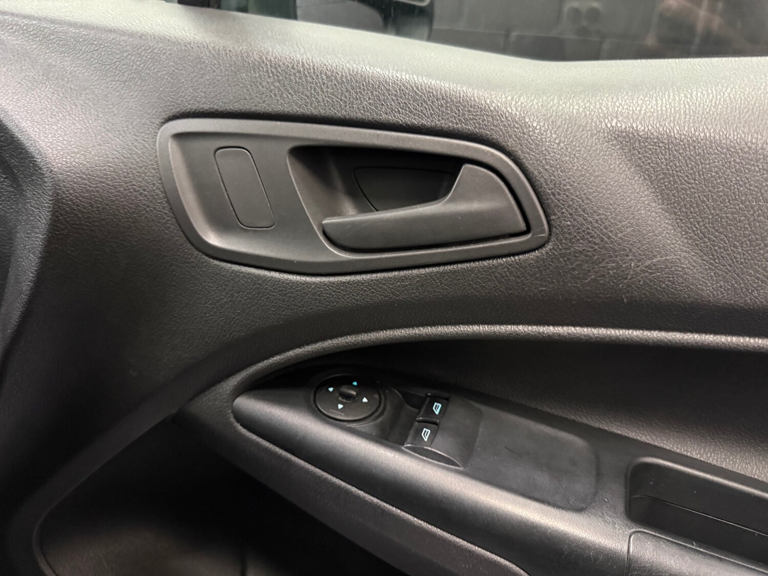 Used Ford Transit Connect 2018 for sale - 77418539: Photo 28