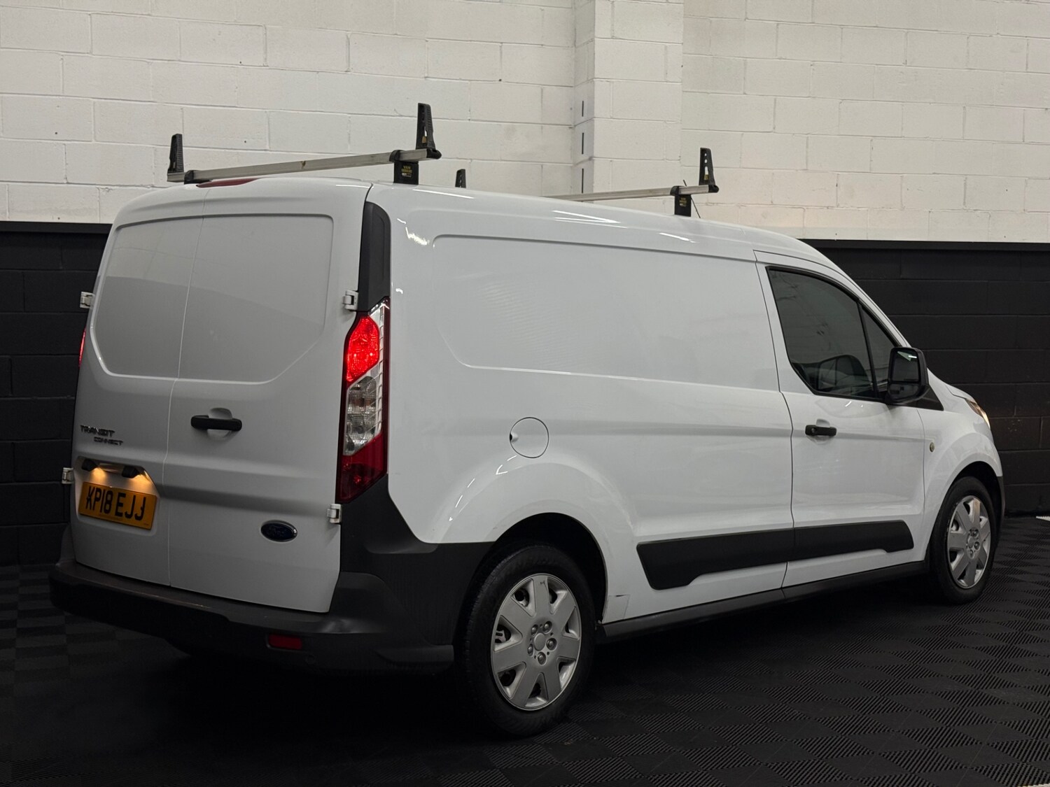 Used Ford Transit Connect 2018 for sale - 77418539: Photo 3